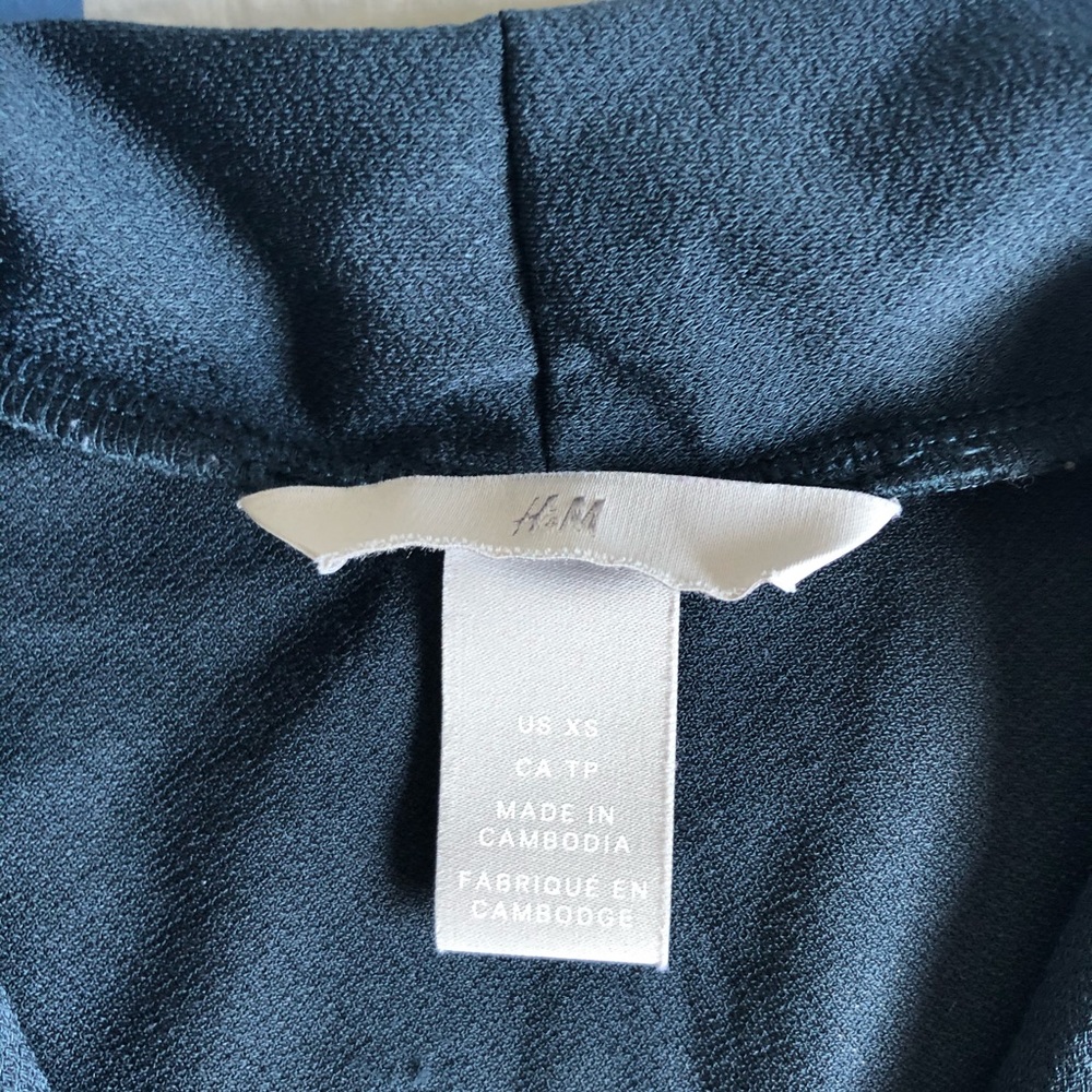 H&M Work Top - Picture 3 of 5